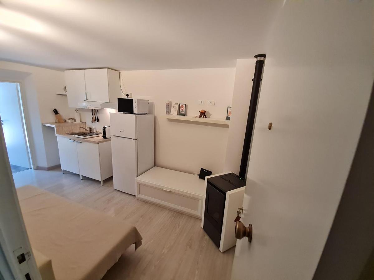 Al Castello - Aeroporto Delle Marche - Ancona Apartamento Falconara Marittima Exterior foto